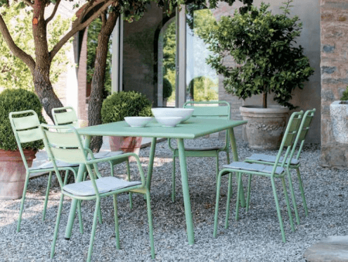 Outdoor Seating