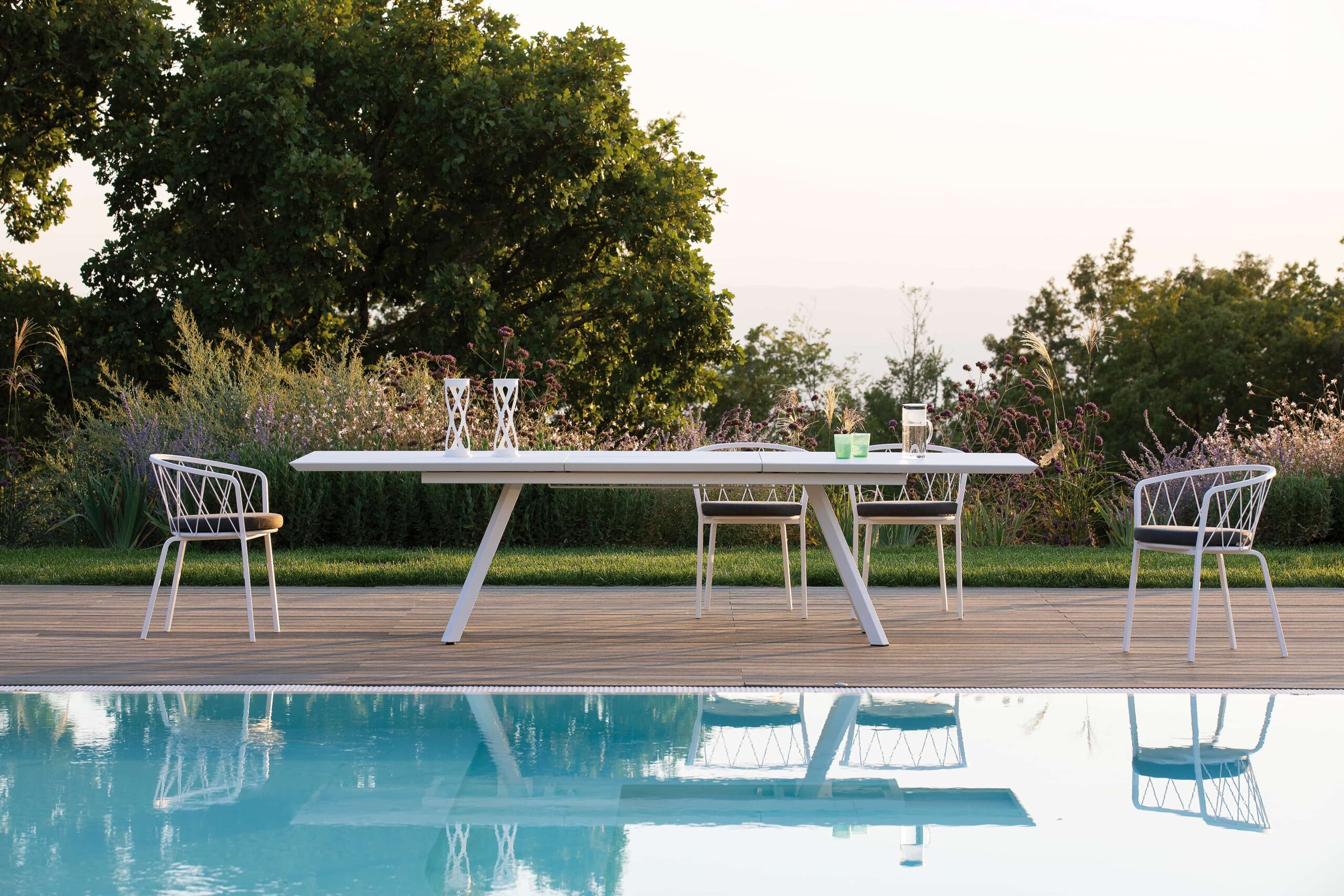 extendable table for balcony